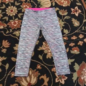 never worn 🥇🥈🥉 cropped athletic legging